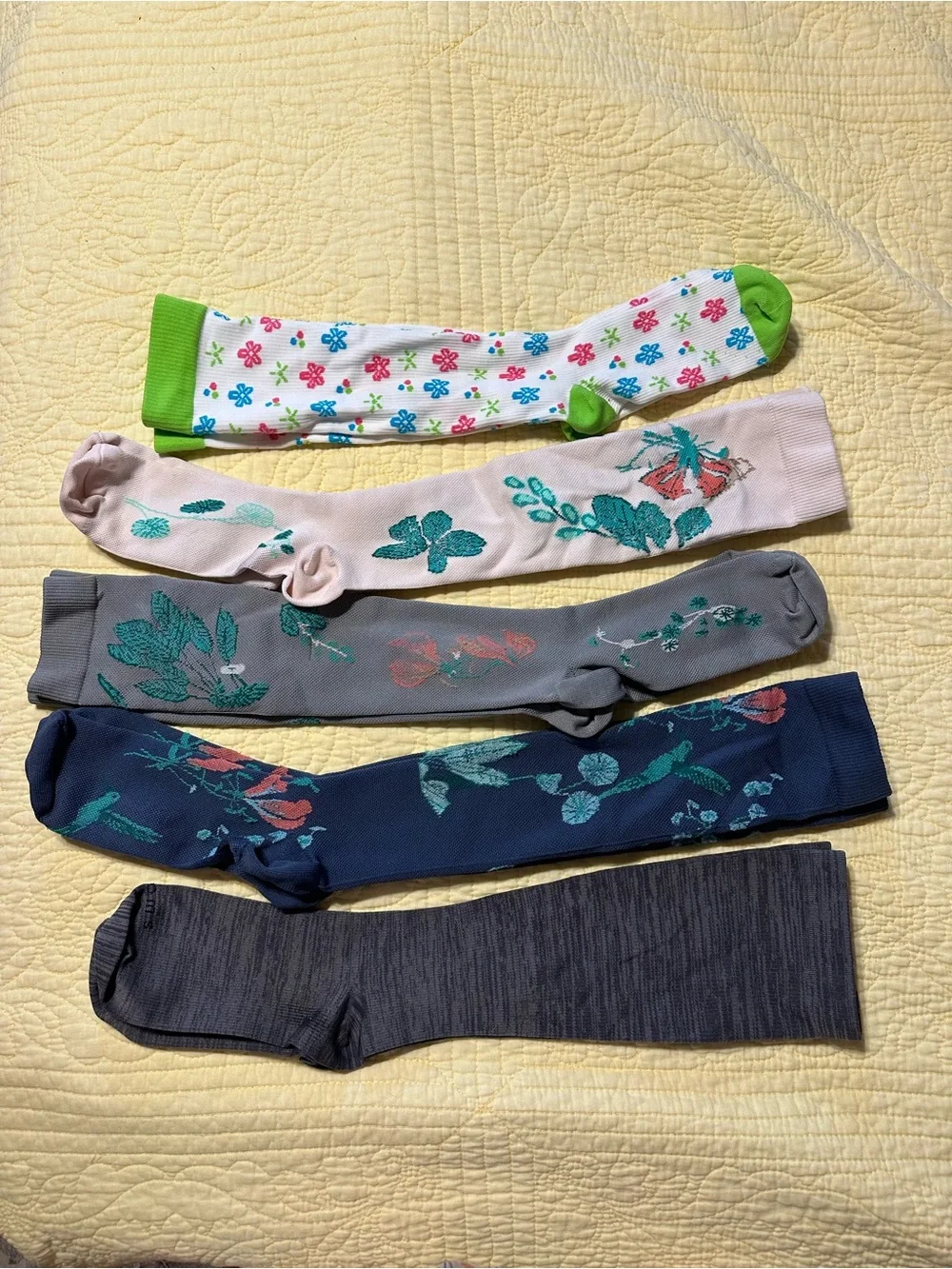 5 Pair Patterned Knee-High Compression Socks.